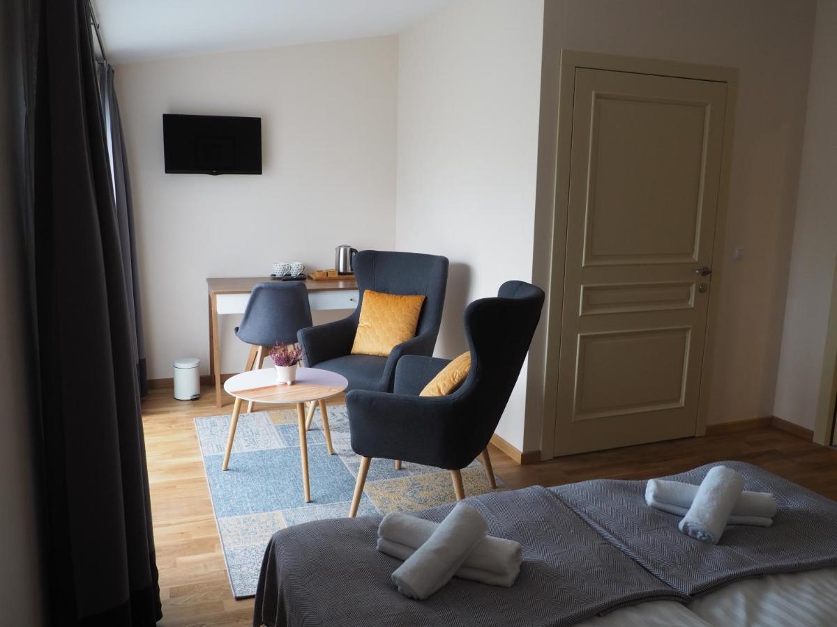 Sveciu Namai Zara Hotel Tytuvenai Eksteriør billede
